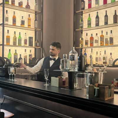 My Friend Cafe, il locale ristorante e bar in corso Magenta a Milano