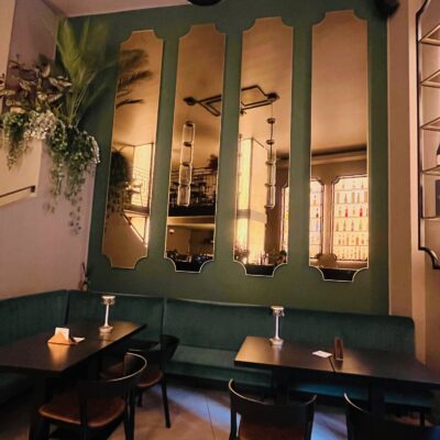 My Friend Cafe, il locale ristorante e bar in corso Magenta a Milano