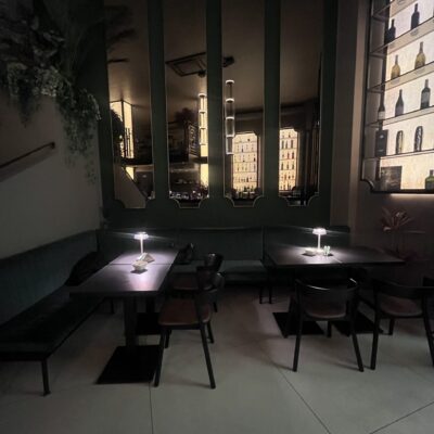 My Friend Cafe, il locale ristorante e bar in corso Magenta a Milano